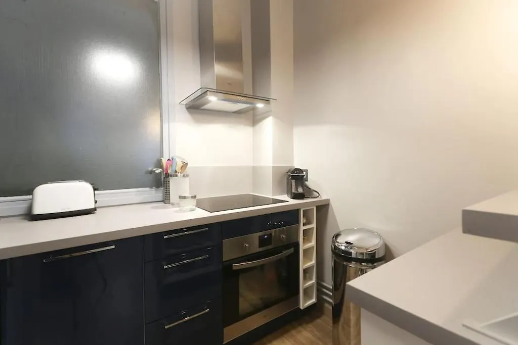 Apartmán Newly Renovated Spacious In Montorgeuil Area