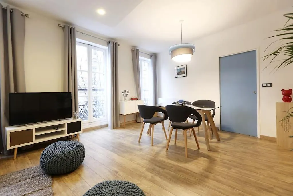 Newly Renovated Spacious In Montorgeuil Area Apartment Paris